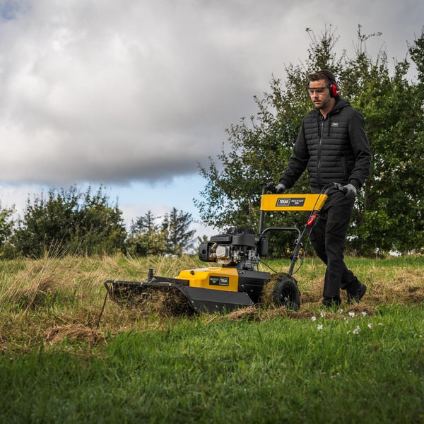 Wiesenmäher Texas Multi Cut 580TG Benzin 4-Takt 224cm³ mit Antrieb & schwenkbarem Vorderrad – 58cm Schnittbreite für hohes Gras