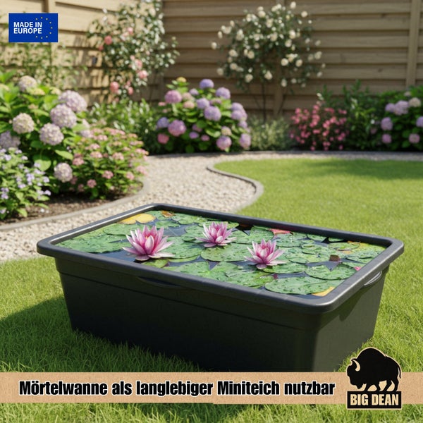 Rechteckige Mörtelwanne aus Kunststoff als Miniteich im Garten mit Seerosen und Wasserpflanzen in einem gepflegten Gartenbereich.