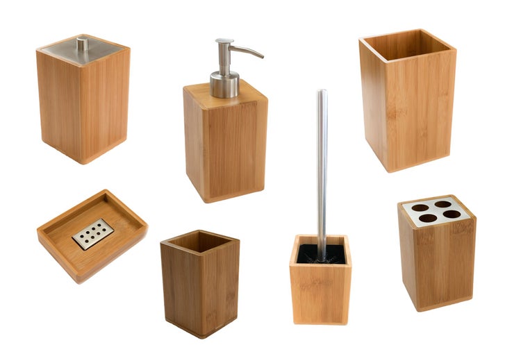 Badezimmer-Zubehörset aus Bambus mit Seifenspender, Zahnputzbecher, Toilettenbürste, Seifenablage und Haltern mit Edelstahlelementen.