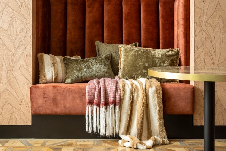 PHEOBE - Plaid 140x180 cm - Pomegranate - Rot