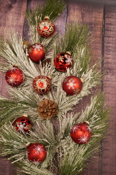 Weihnachtsrot/Satin-Rot 7cm Glaskugel Banddekor Schneeflocken, 4 Stck., Weihnachtsbaumkugeln, Christbaumschmuck, Weihnachtsbaumanhänger