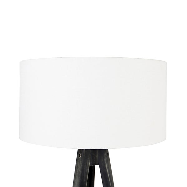 Tischleuchte mit Stoffschirm und Holzfuß