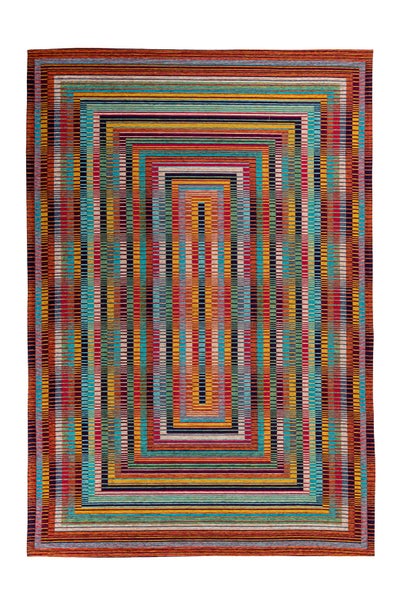 Rechteckiger Teppich mit konzentrischem geometrischem Muster aus verschachtelten Rahmen aus kleinen horizontalen Streifen.