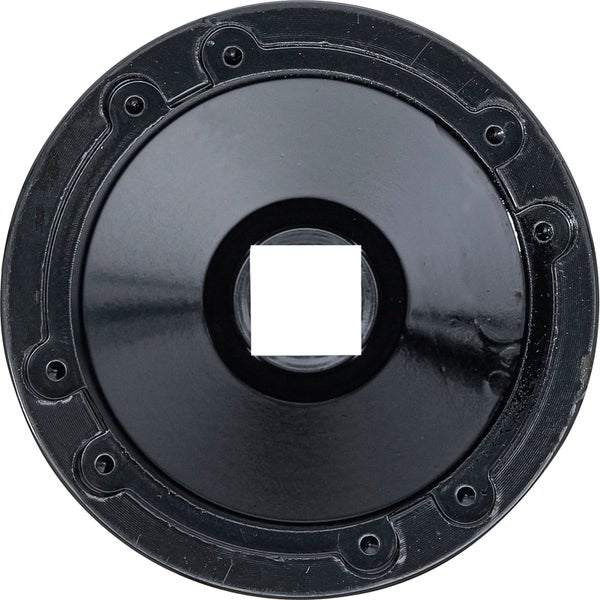 Schwarzer Zapfendeckel mit quadratischem Anschluss