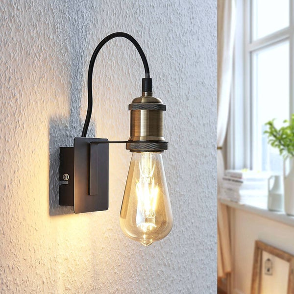 Lindby Wandleuchte, Wandlampe Innen Aurella (Retro Vintage Antik) in Bronze aus Metall (1 flammig E27) - Wandstrahler Wandbeleuchtung Schlafzimmer / Wohnzimmer Wohnzimmerleuchte