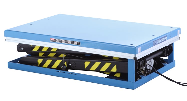 Scherenhubtisch mit einer maximalen Traglast von 2000 Kilogramm