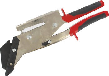 Gehrungsschere für Leisten aus Kunststoff und Holz mit ergonomischen Griffen.