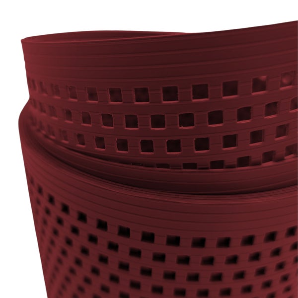 Rollrasen-Unterlage mit quadratischen Aussparungen