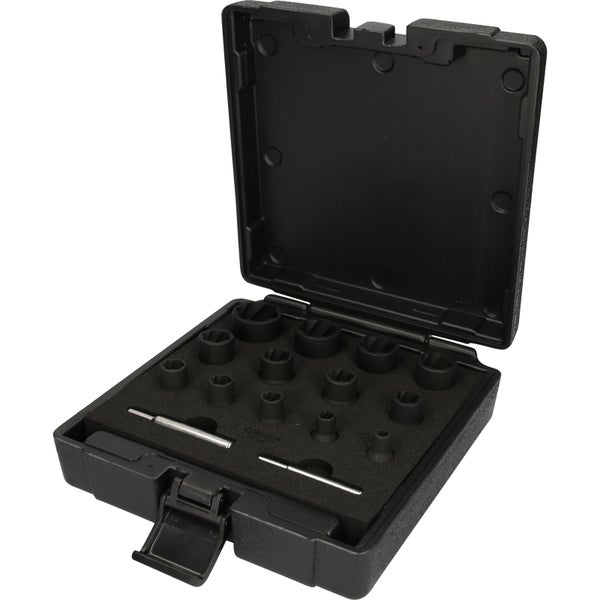 Werkzeugkasten mit Steckschlüsseln und Stiften