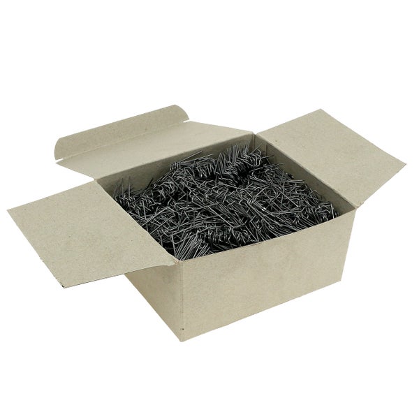 Drahtstifte in einem Karton