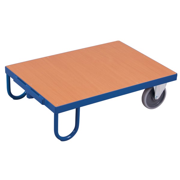 Plattformroller mit Holzplatte, blauem Stahlrahmen, zwei Rollen und zwei Standfüßen.