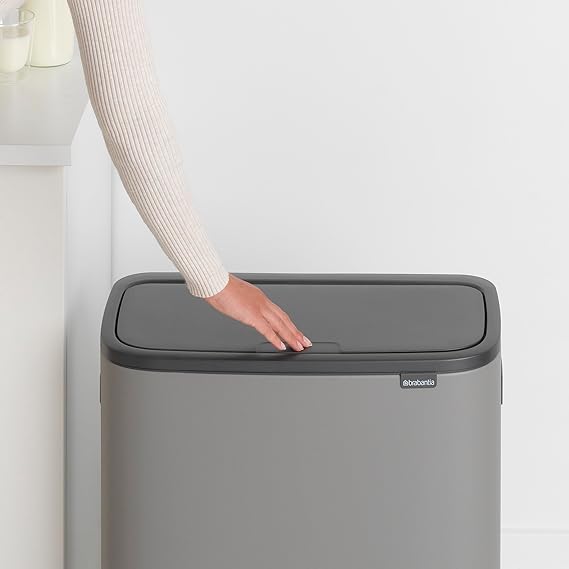 Brabantia Hochwertiger Abfallsammler Mit Touch Öffnung 2 x 30 Liter HxBxT 65,6 x 54,5 x 31 cm Grau