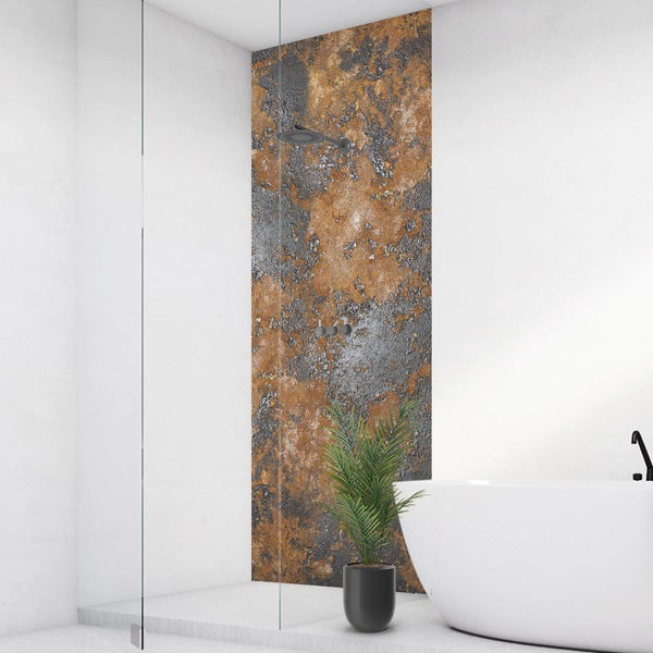 Modernes Badezimmer mit Dusche, Badewanne und Pflanzen