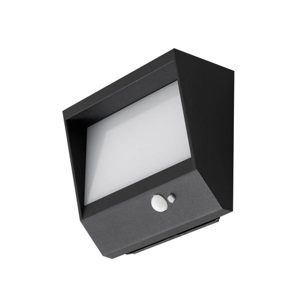 Moderne LED-Außenwandleuchte in Schwarz mit Bewegungsmelder und weißem Diffusor.