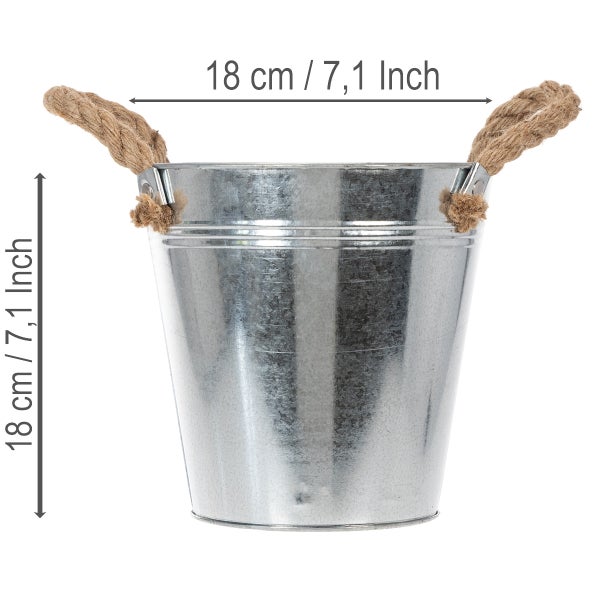 Verzinkter Metalleimer mit Seilgriffen, Höhe 18 Zentimeter, Durchmesser 18 Zentimeter.
