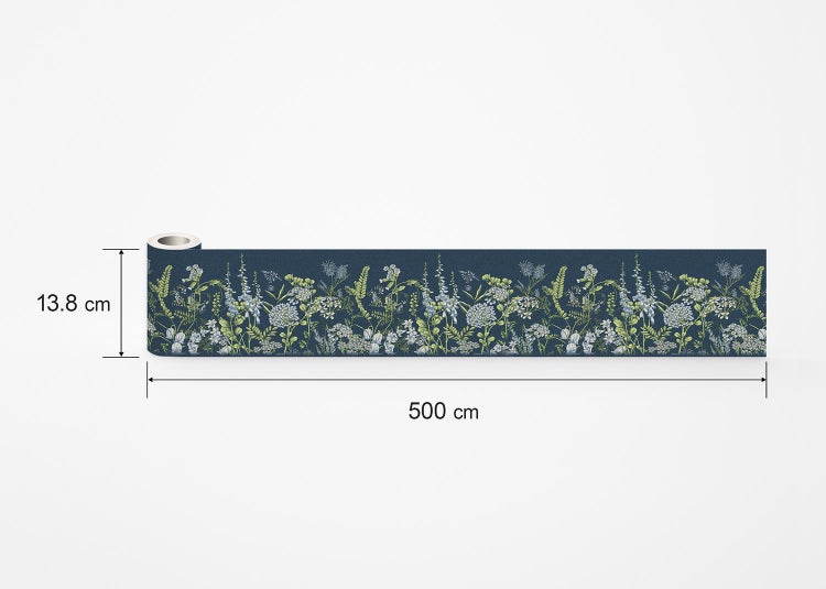 Tapetenbordüre mit Wiesenblumen-Muster, 13,8 Zentimeter hoch und 500 Zentimeter lang.