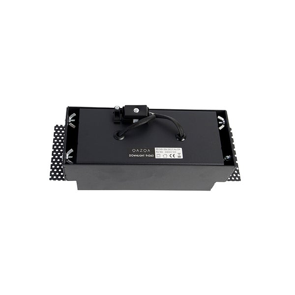 Rückansicht einer QAZQA Downlight Einbauleuchte aus Metall mit technischem Etikett und Montagehalterungen.