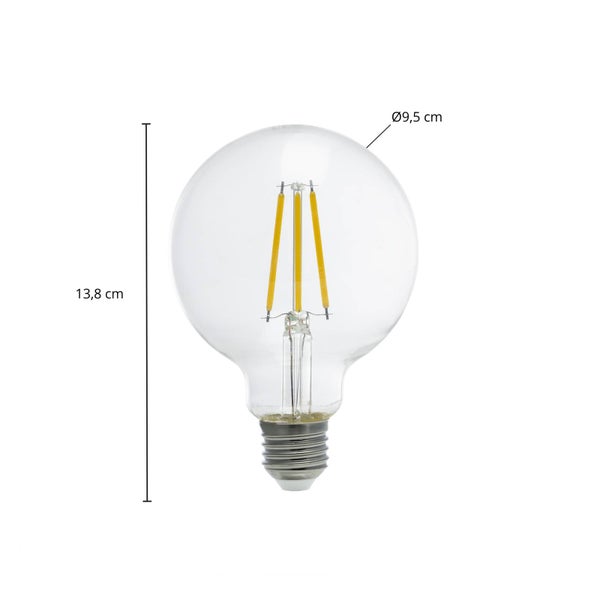 LED-Leuchtmittel Globe Filament aus Klarglas mit sichtbaren Leuchtfäden. Höhe 13,8 Zentimeter und Durchmesser 9,5 Zentimeter.