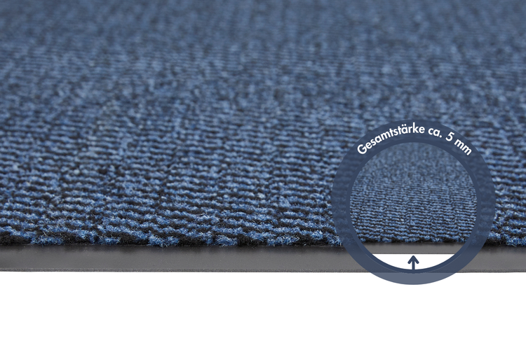 Detailansicht einer Fußmatte mit Angabe der Gesamtstärke von circa 5 Millimetern