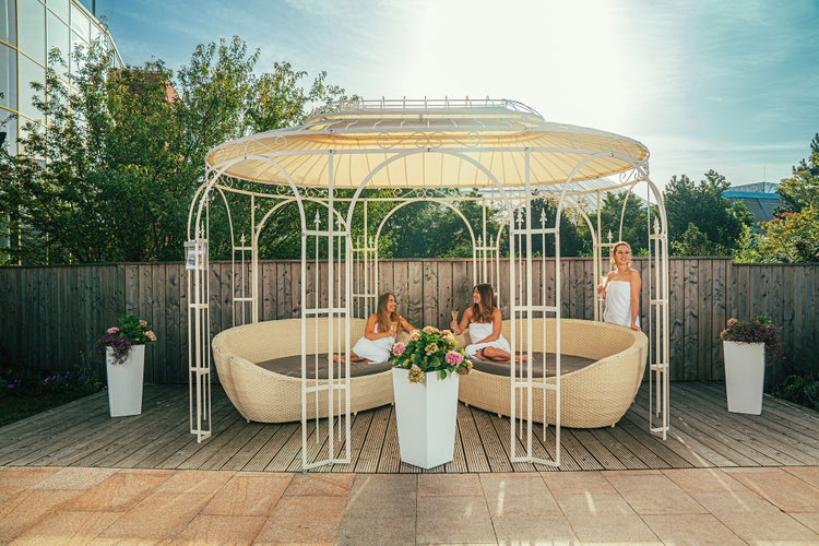 Pavillon ELEO Verona 4 x 2,9 m weiß - pulverbeschichtet | mit Sonnensegel ecru