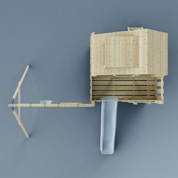 Spielturm aus Holz mit Rutsche, Kletterwand und Spielhaus, Vogelperspektive
