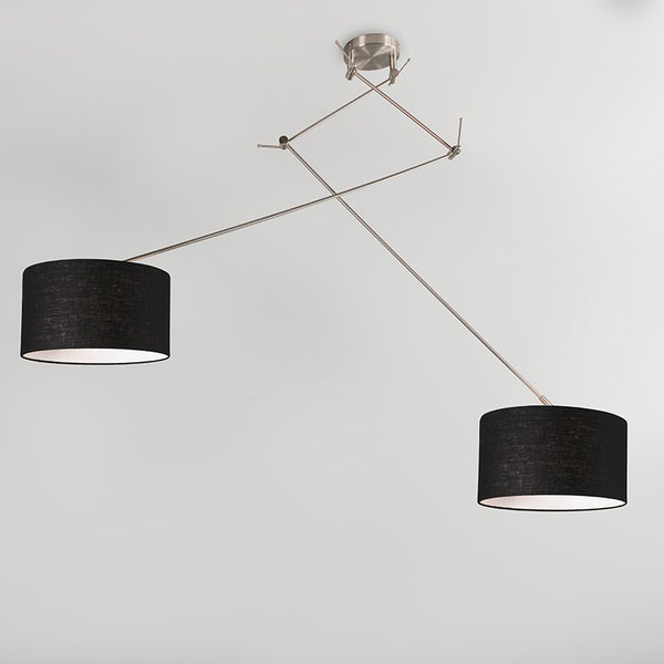 Deckenleuchte mit zwei schwarzen Lampenschirmen