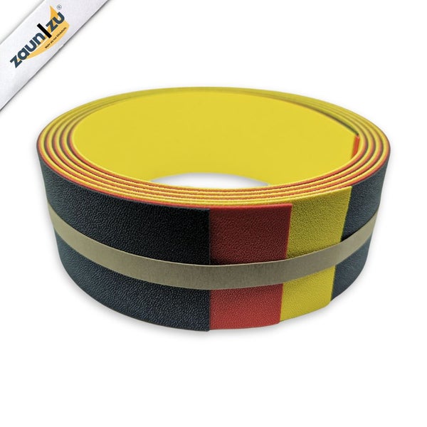 Zaunfolie im Deutschland-Design gerollt