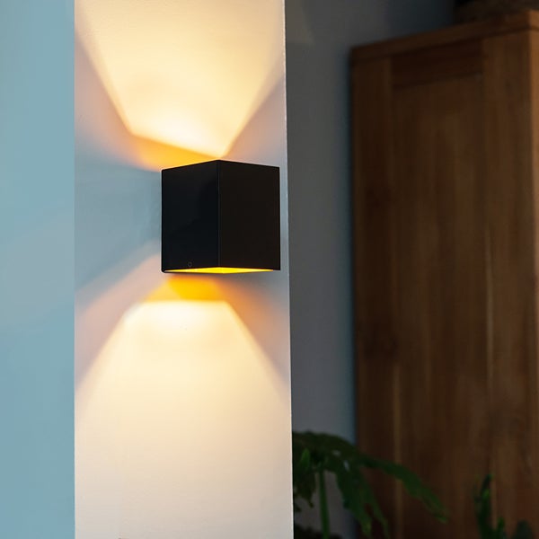 2er-Set Design-Wandleuchten schwarz und gold quadratisch - Sola