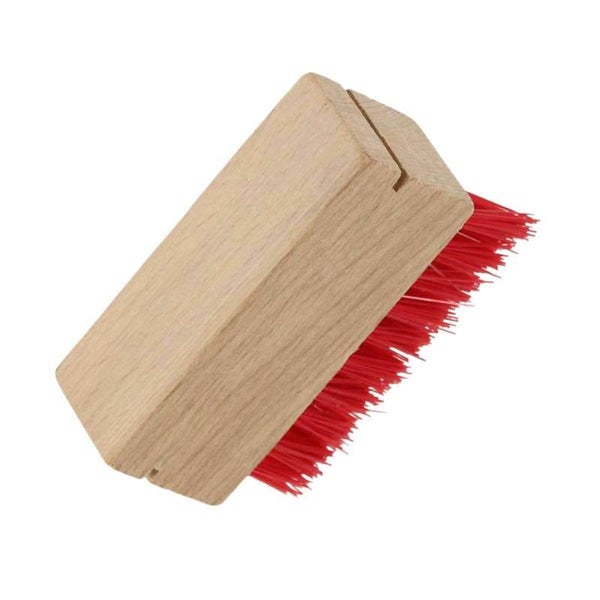 Handbürste mit Holzgriff und roten Kunststoffborsten.