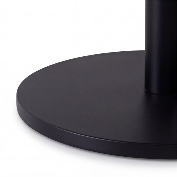 Schwarzer runder Tischfuß aus Metall mit einer Standsäule.