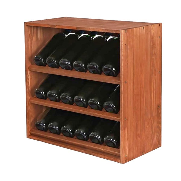 Weinregal aus Holz mit drei Ebenen, befüllt mit Weinflaschen.