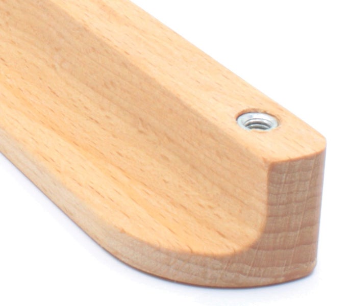 Detailansicht eines Holzbauteils mit Gewindeeinsatz