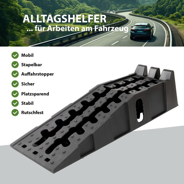 Auffahrrampe aus Kunststoff für Fahrzeuge, stapelbar, platzsparend und rutschfest mit Auffahrstopper.