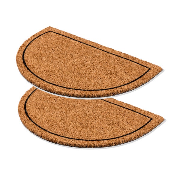 Zwei halbrunde Fußmatten aus Kokosfaser