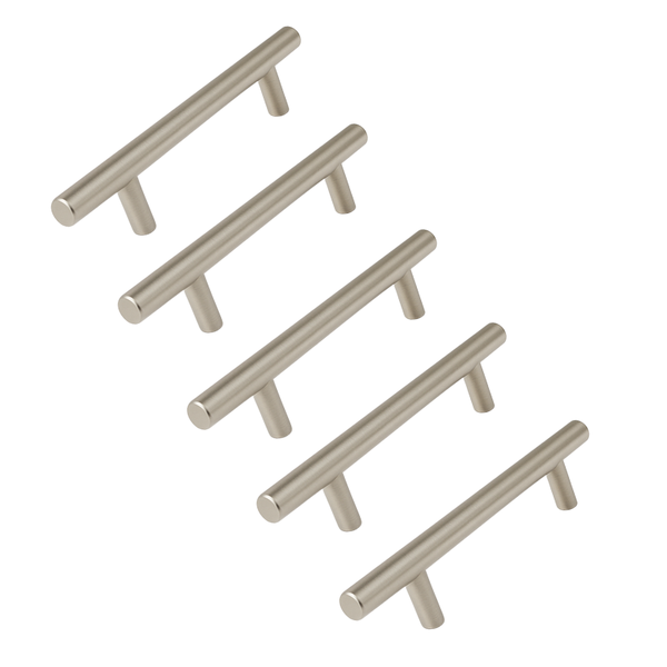 Fünf Möbelgriffe aus Metall