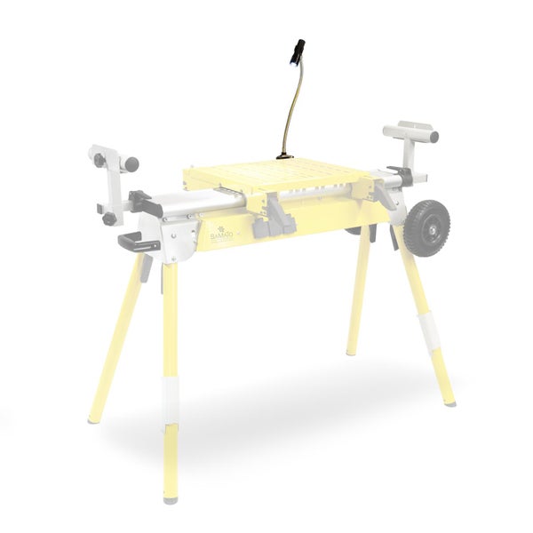 Tischsäge mit montierter Leuchte