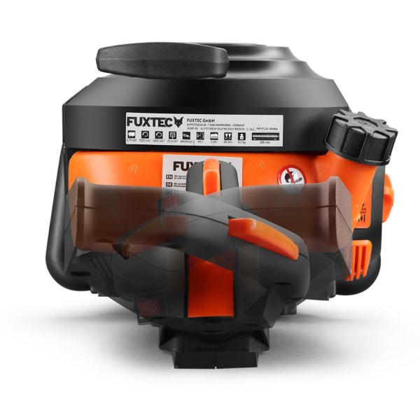 Fuxtec Gerät mit technischen Daten und Symbolen.