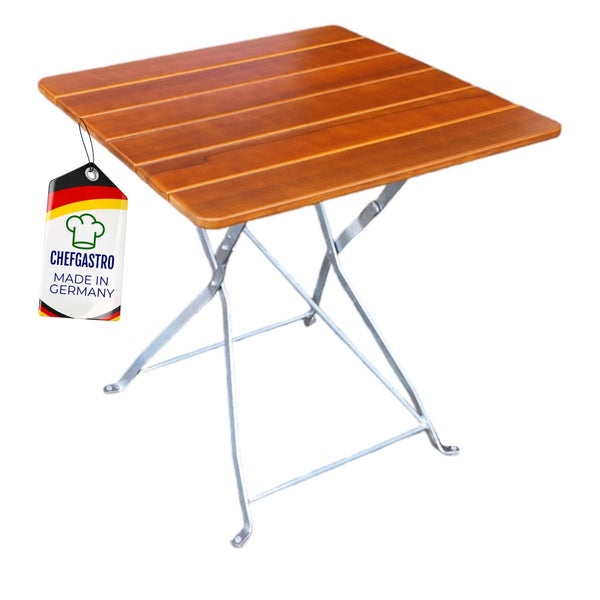 Quadratischer Klapptisch mit Holzlatten und Metallgestell, Made in Germany, ChefGastro Logo.