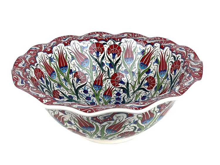 Keramikschale mit floralem Muster