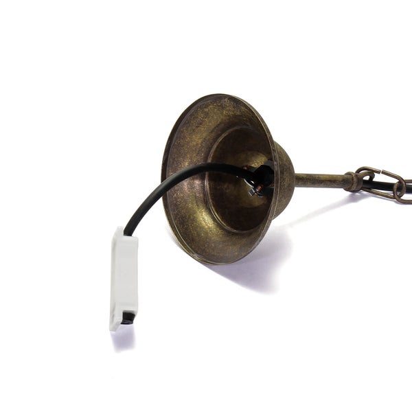 Deckenleuchte aus Metall mit Kettenaufhängung