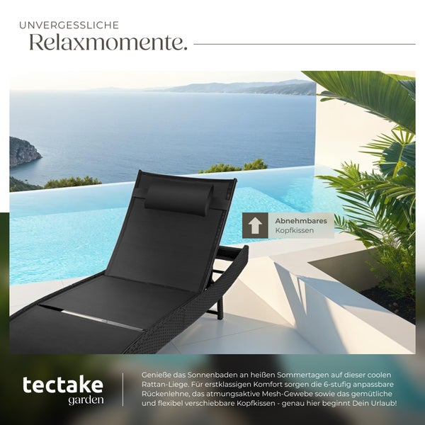 Rattanliege mit abnehmbarem Kopfkissen am Pool