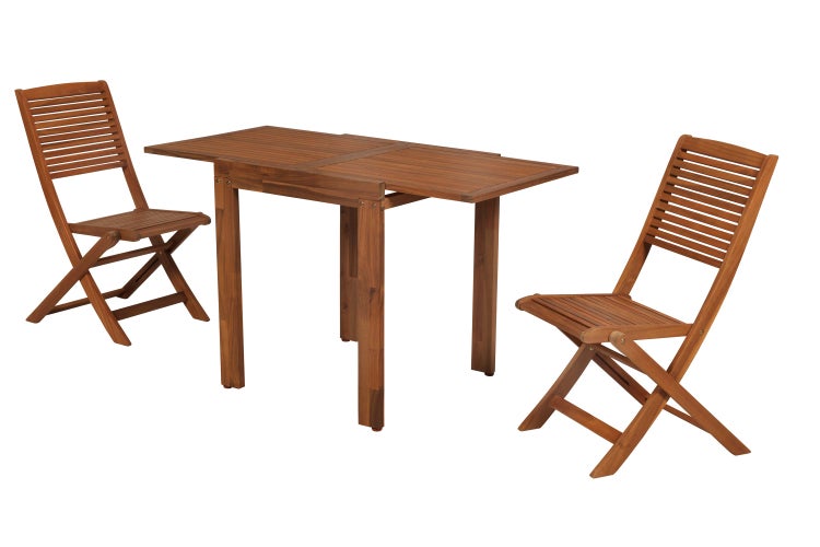 Gartentischgruppe mit zwei Klappstühlen aus Holz