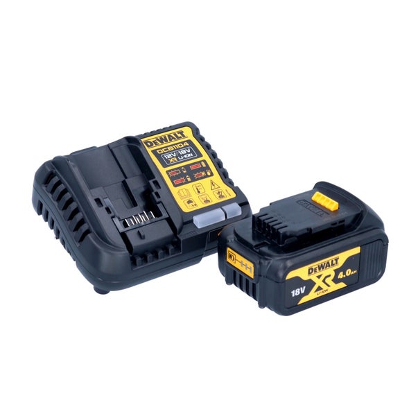 DeWalt Ladegerät DCB1104 für 12 Volt und 18 Volt XR Lithium-Ionen-Akkus und ein DeWalt 18 Volt XR 4,0 Amperestunden Akku.