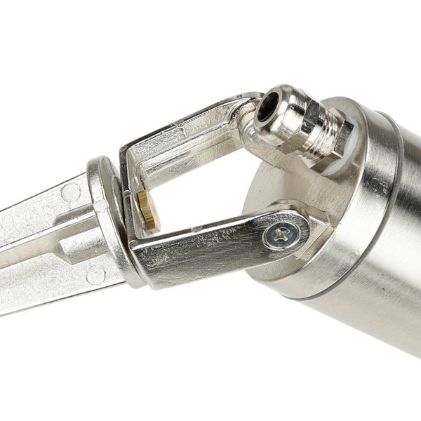 Detailaufnahme eines metallischen Verbindungsstücks