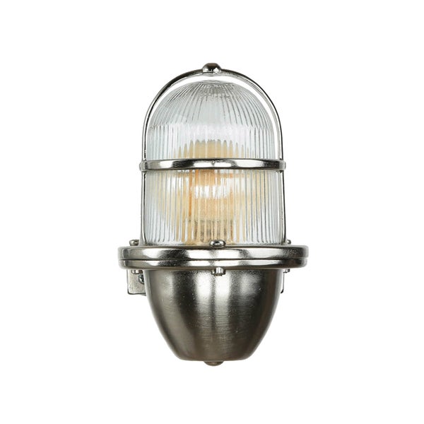 Wandleuchte mit Glasabdeckung