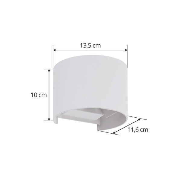 Wandleuchte mit Abmessungen: Breite 13,5 Zentimeter, Höhe 10 Zentimeter und Tiefe 11,6 Zentimeter.