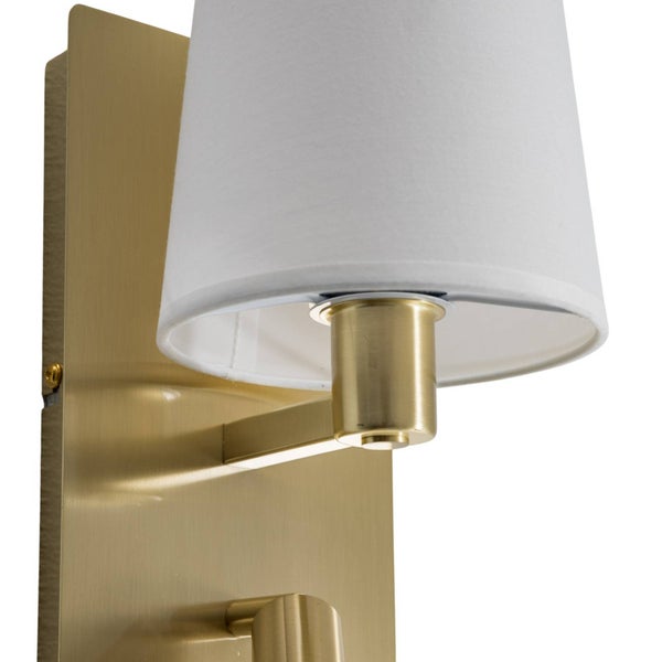 Wandleuchte mit Lampenschirm