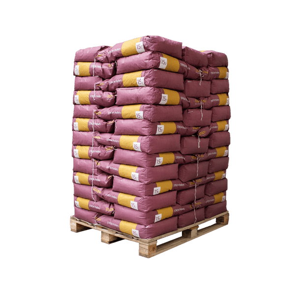 Palette mit 15 Kilogramm schweren Säcken Strohpellets