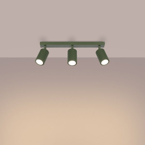 Deckenleuchte mit drei Strahlern