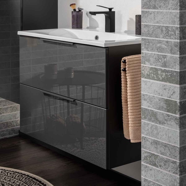 Badezimmer Waschtischunterschrank mit Waschbecken und Handtuch